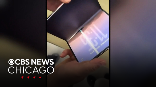 iPhone Duo owners reporting cracks days after its release