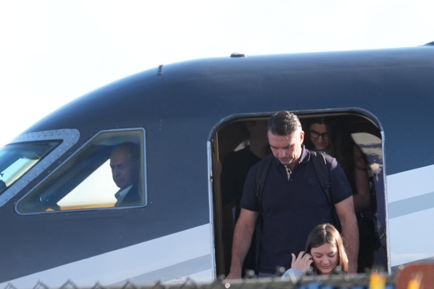Flávio Bolsonaro leaves Brazil, lands in U.S. after election loss