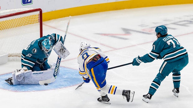sharks-sabres-2301839910.jpg