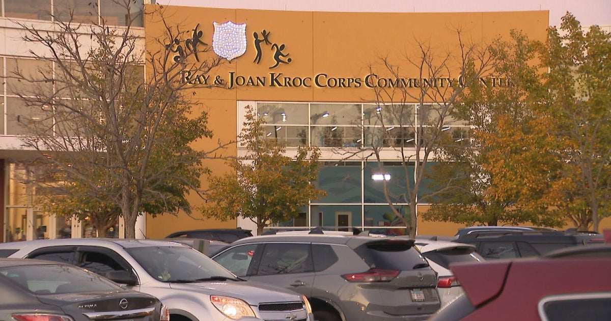 Chicago man charged with allegedly posing as basketball coach, grooming ...