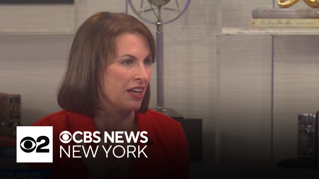 Bestselling author, Lisa Kleypas, on her first novel in five years, "Queen of Lombard Street"