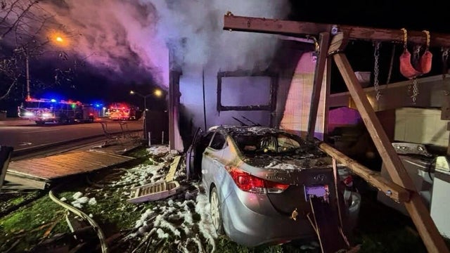 colfax-chambers-fire-1-aurora-fire-rescue.jpg 