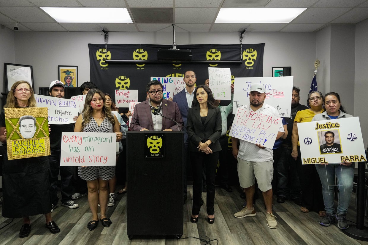 Cesar Espinosa of FIEL speaks during a news conference about an Immigration and Customs Enforcement action that left Miguel Parra Hernandez with a broken leg. Raquel Natalicchio/Ho
