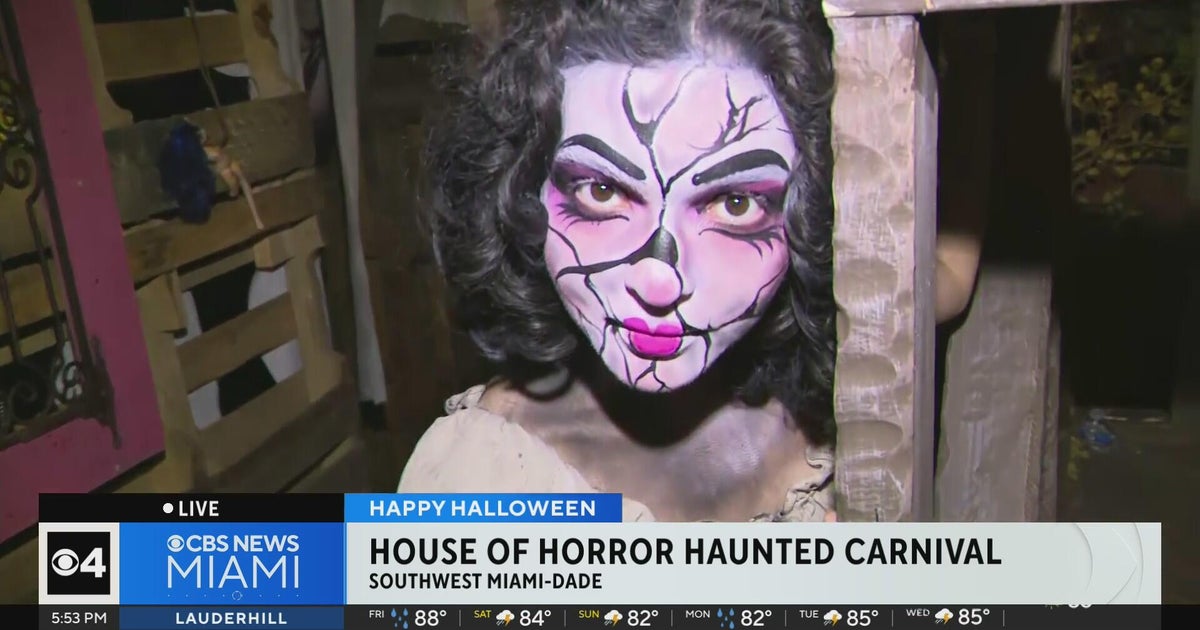 Families enjoy Halloween thrills at House of Horror Haunted Carnival – CBS News