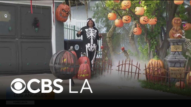 Neighborhood Halloween homes | Castaic